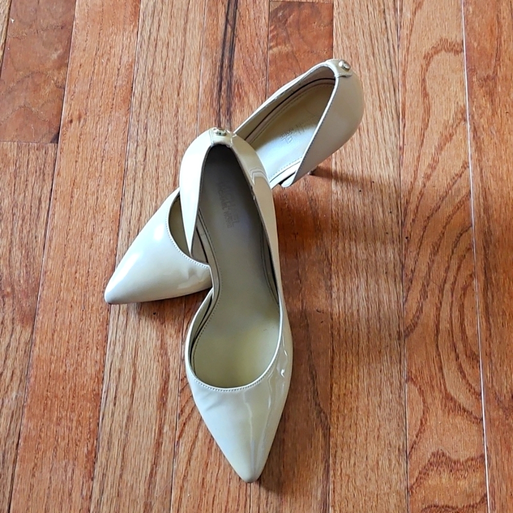 Michael Kors Beige Heels